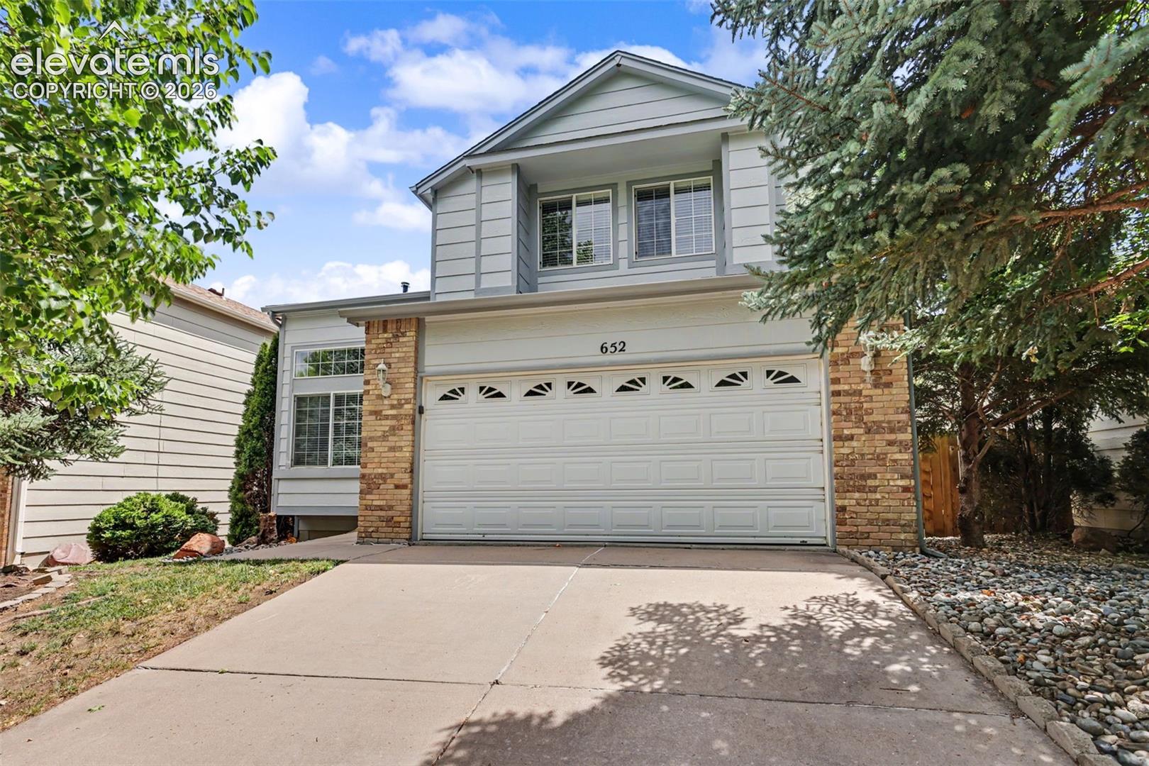 652 Welsh Circle