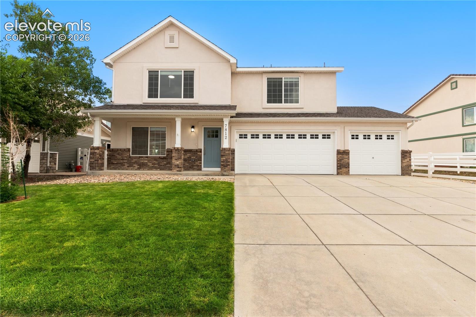 7812 Candlelight Lane