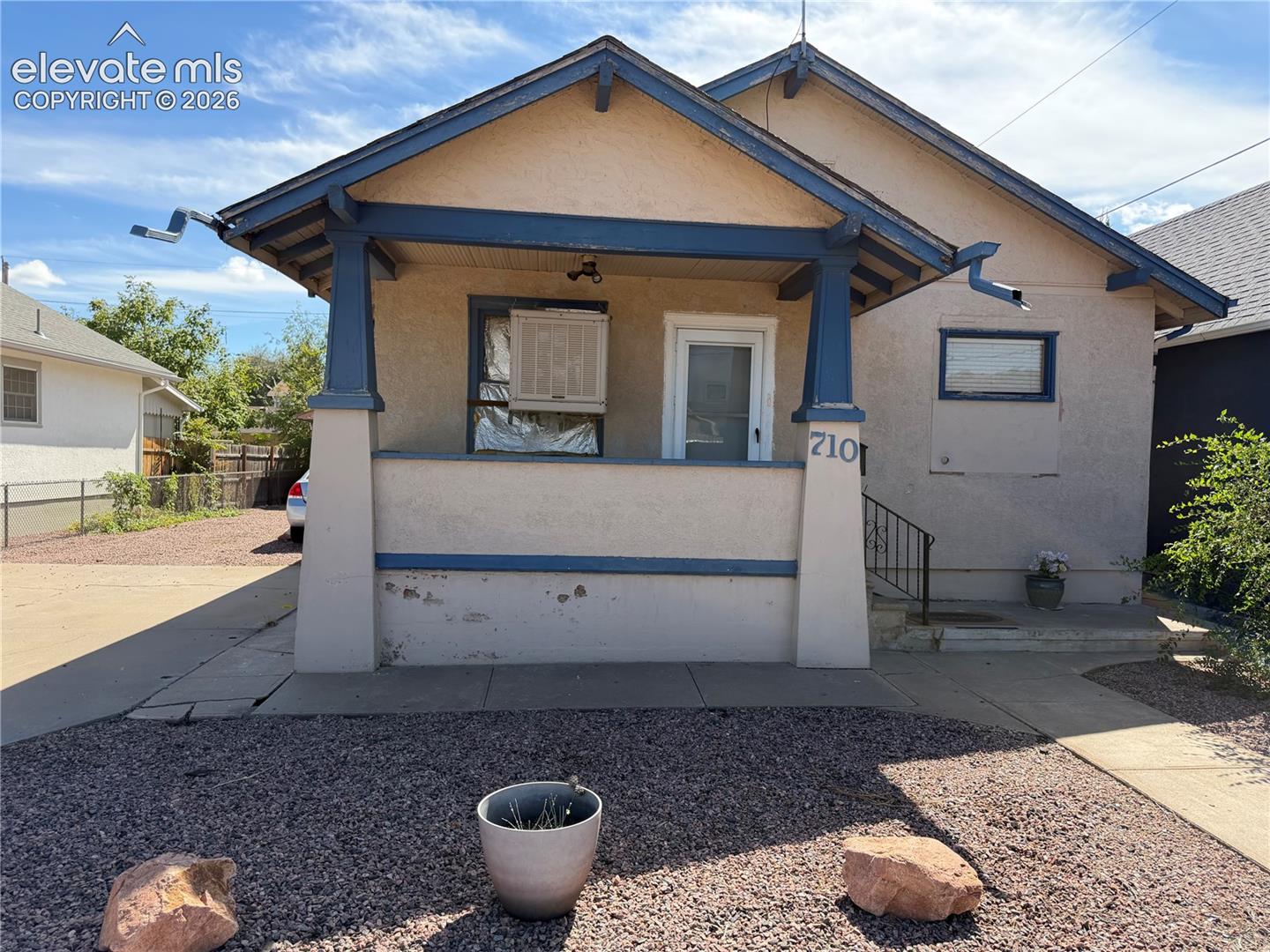 710 Mesa Avenue