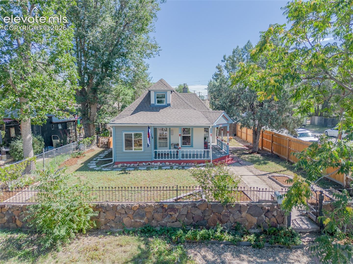 2701 Wood Avenue