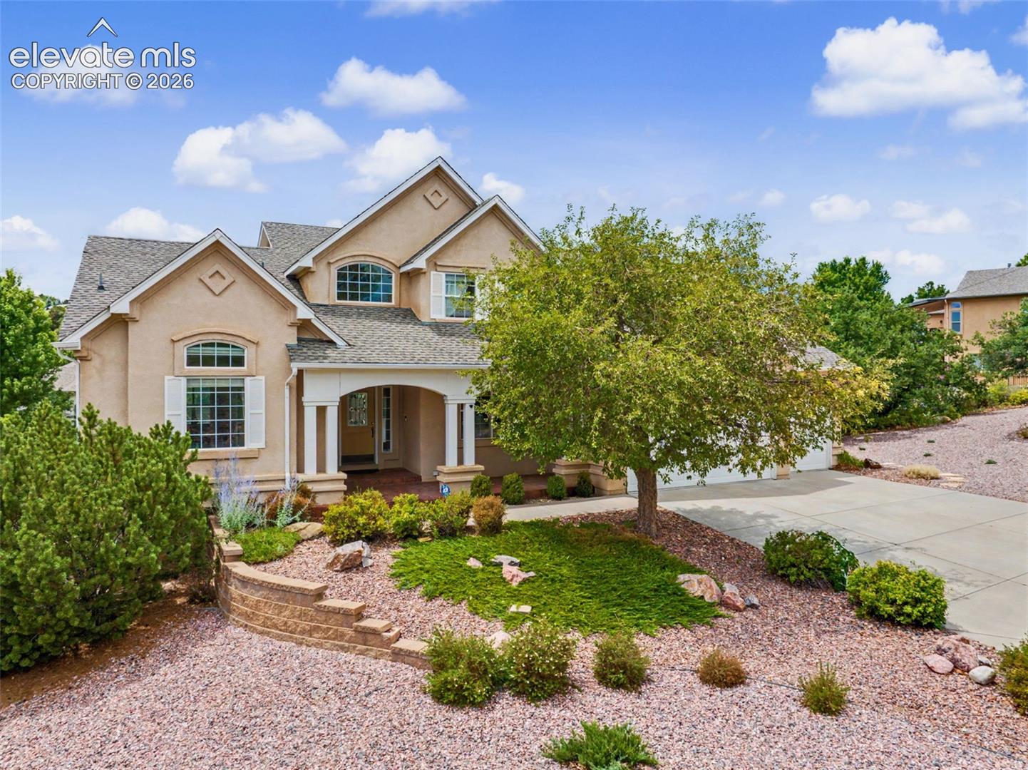 2251 Mankato Court