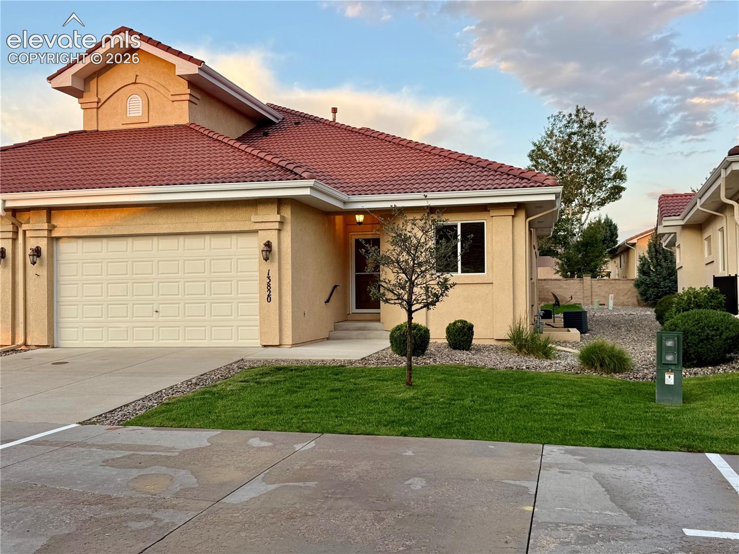 13820 Paradise Villas Grove