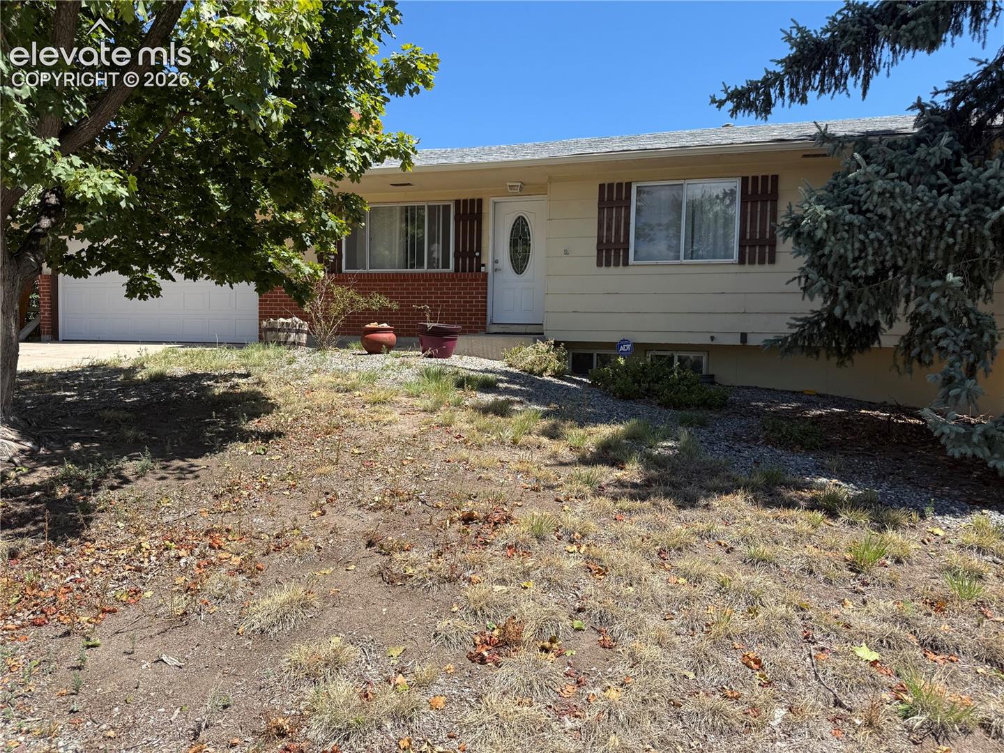 1221 Hathaway Drive