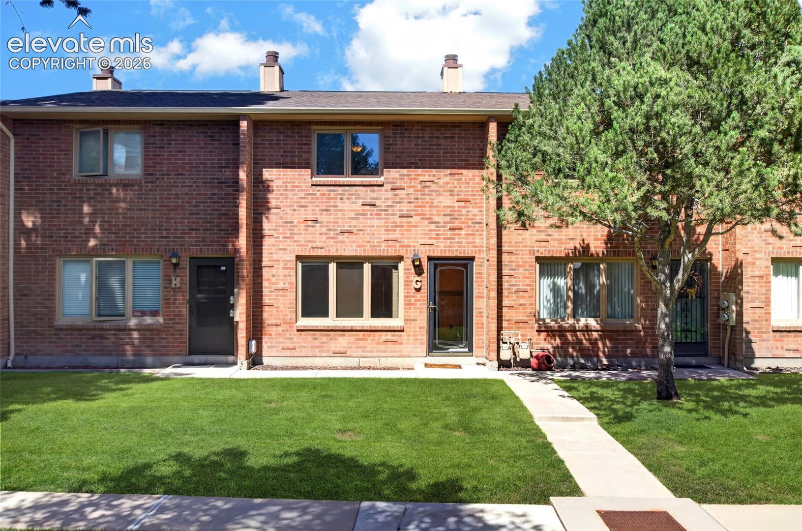 2105 Chatalet Lane