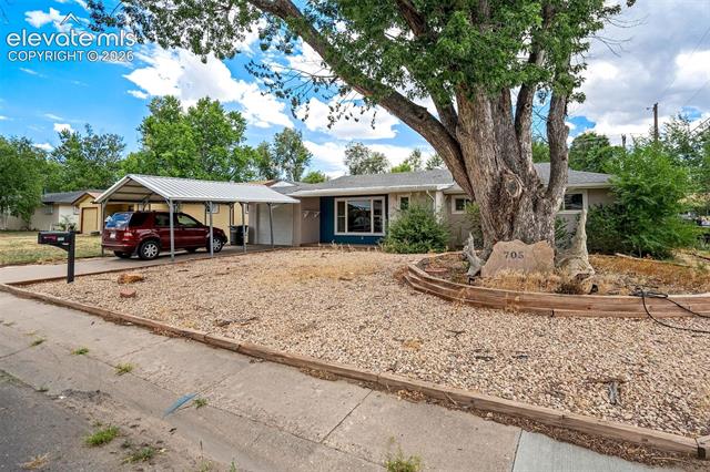 705 Grand