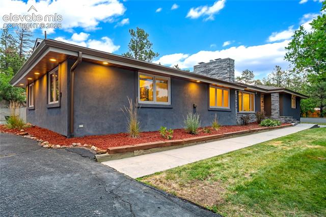 1070 Hidden Valley