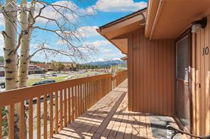 401 Forest Edge