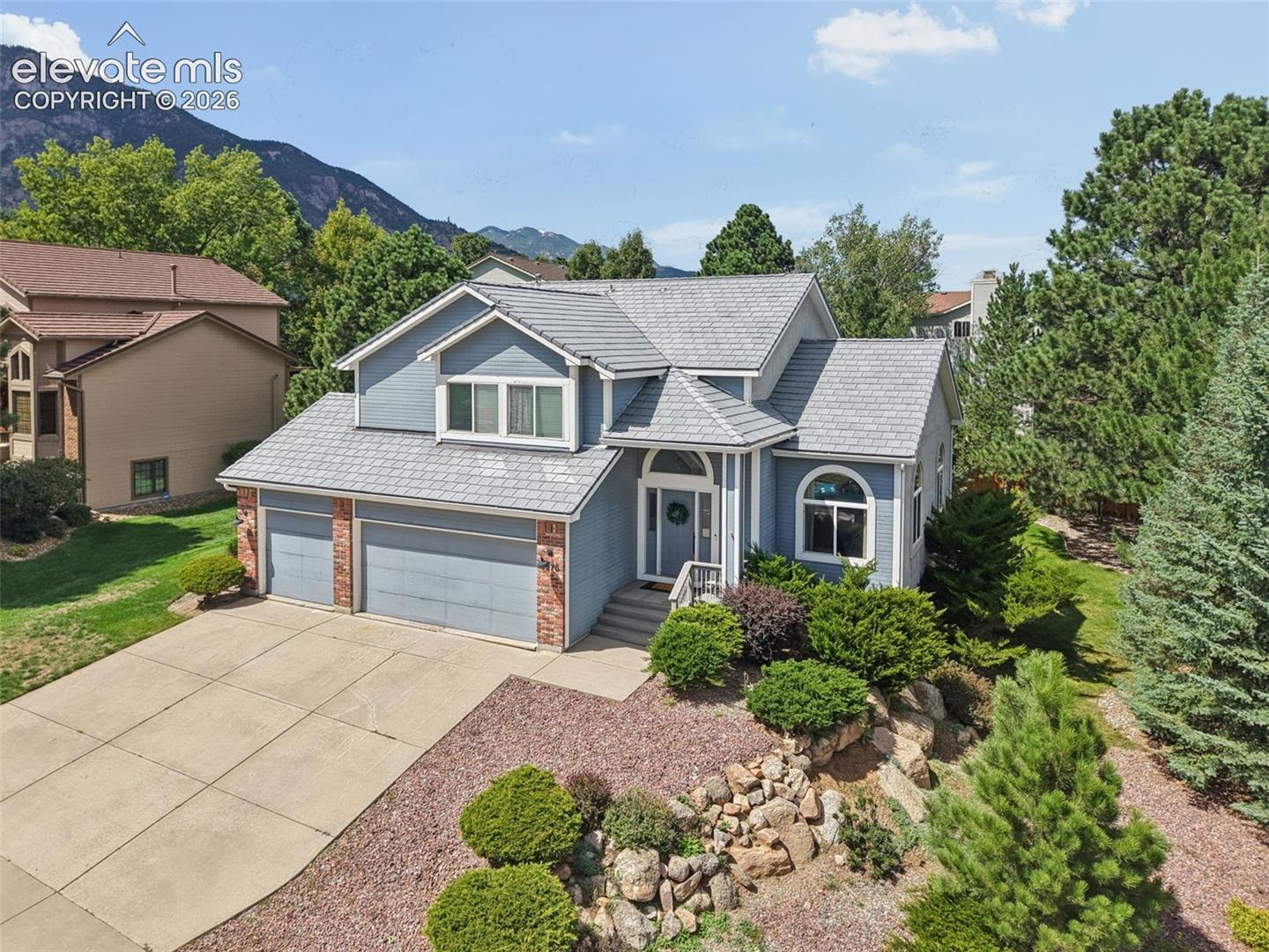 4975 Farthing Drive