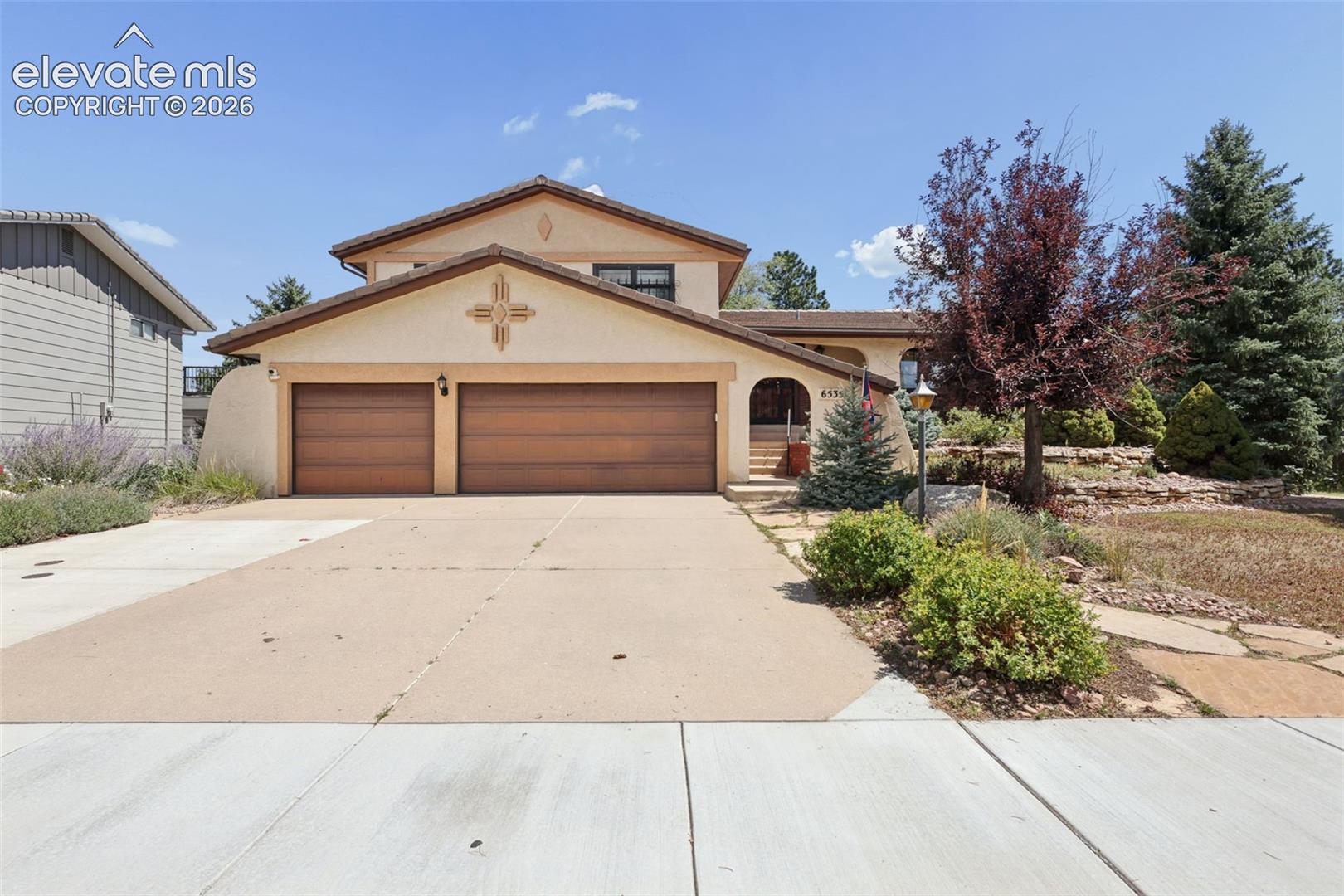 6535 Bull Hill Court
