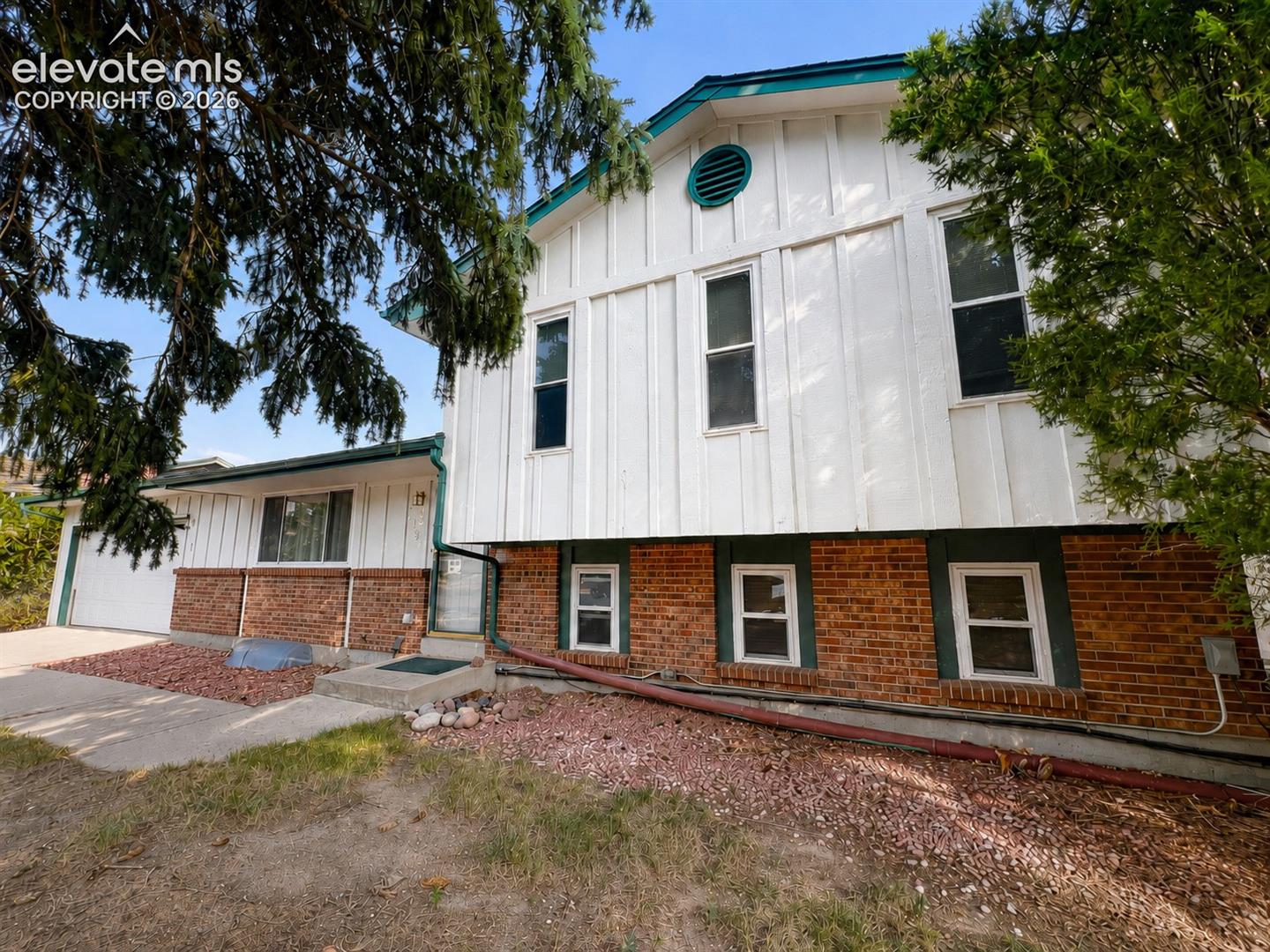 3035 Whileaway Circle
