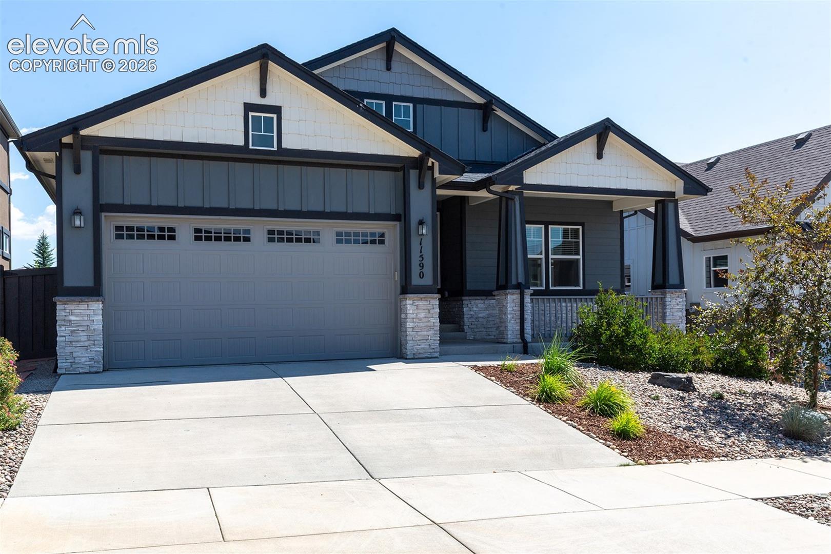 11590 Spectacular Bid Circle