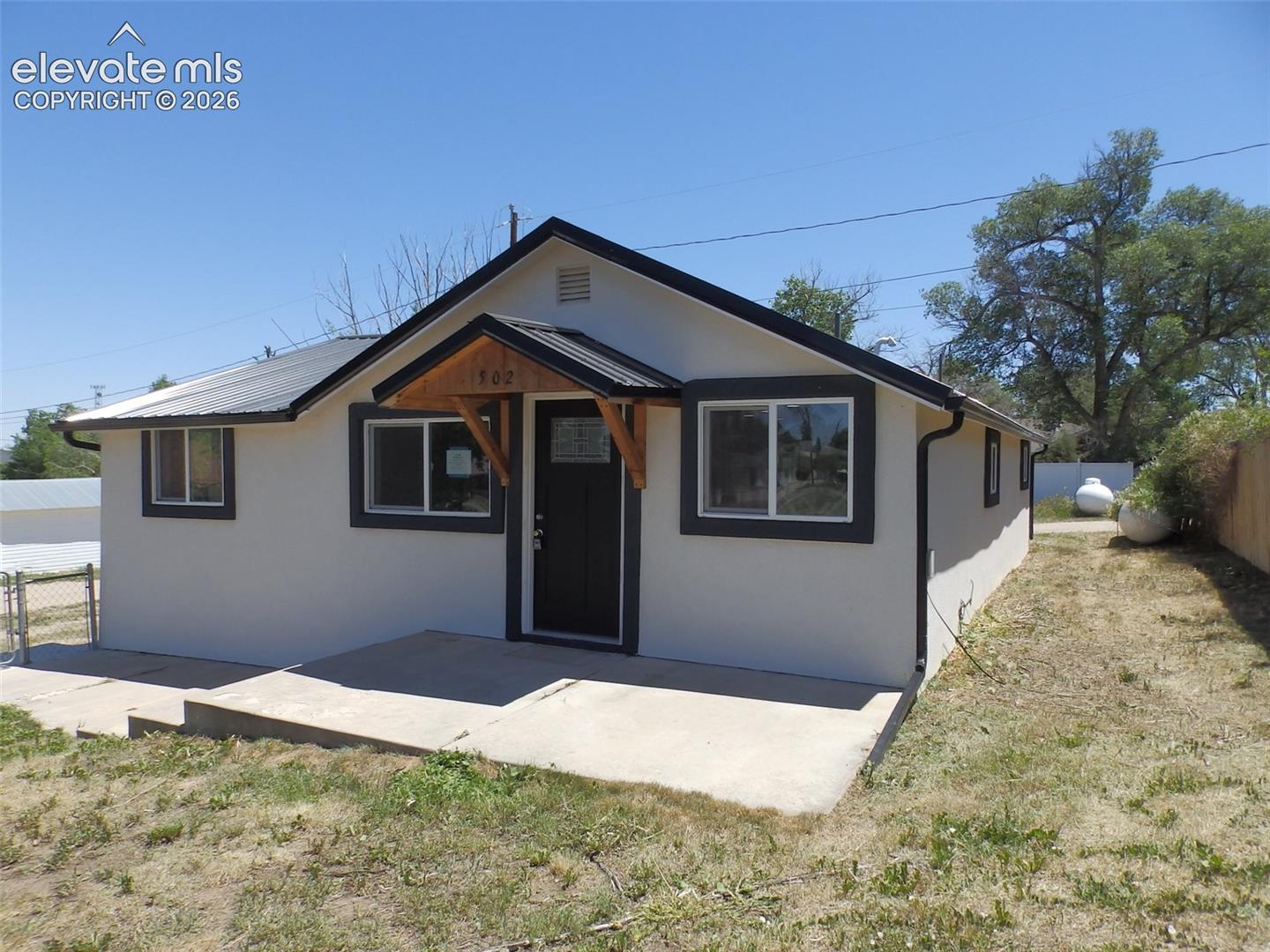 502 Pueblo Avenue