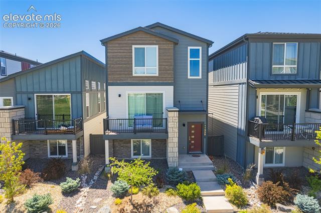 11325 Modern Meadow