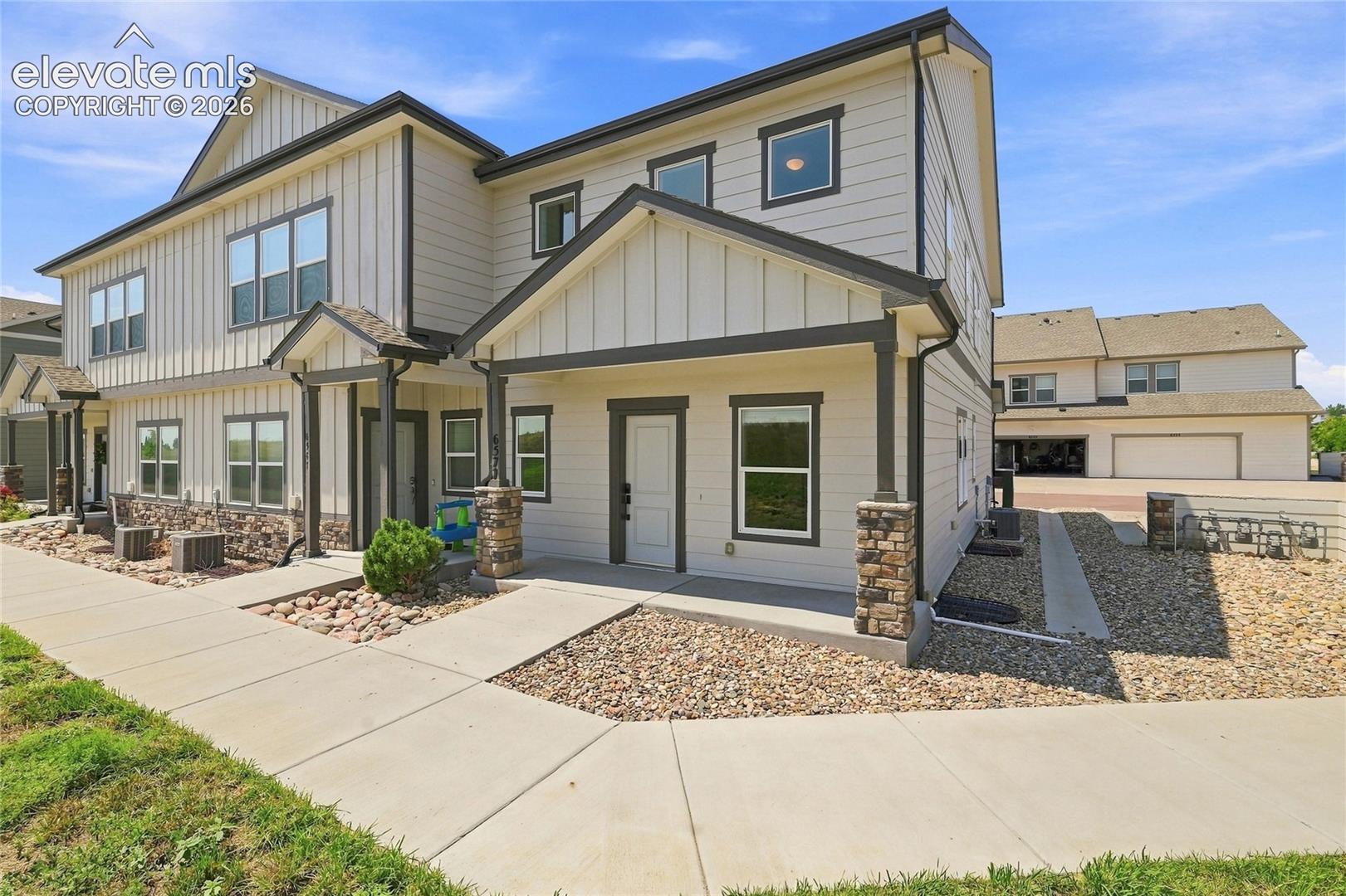 6577 Rubicon Heights