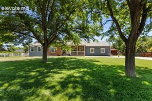1548 Grand