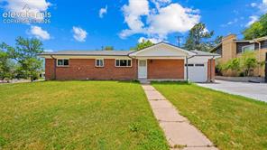 1001 Parkview