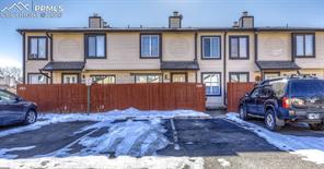 2370 Lexington Village