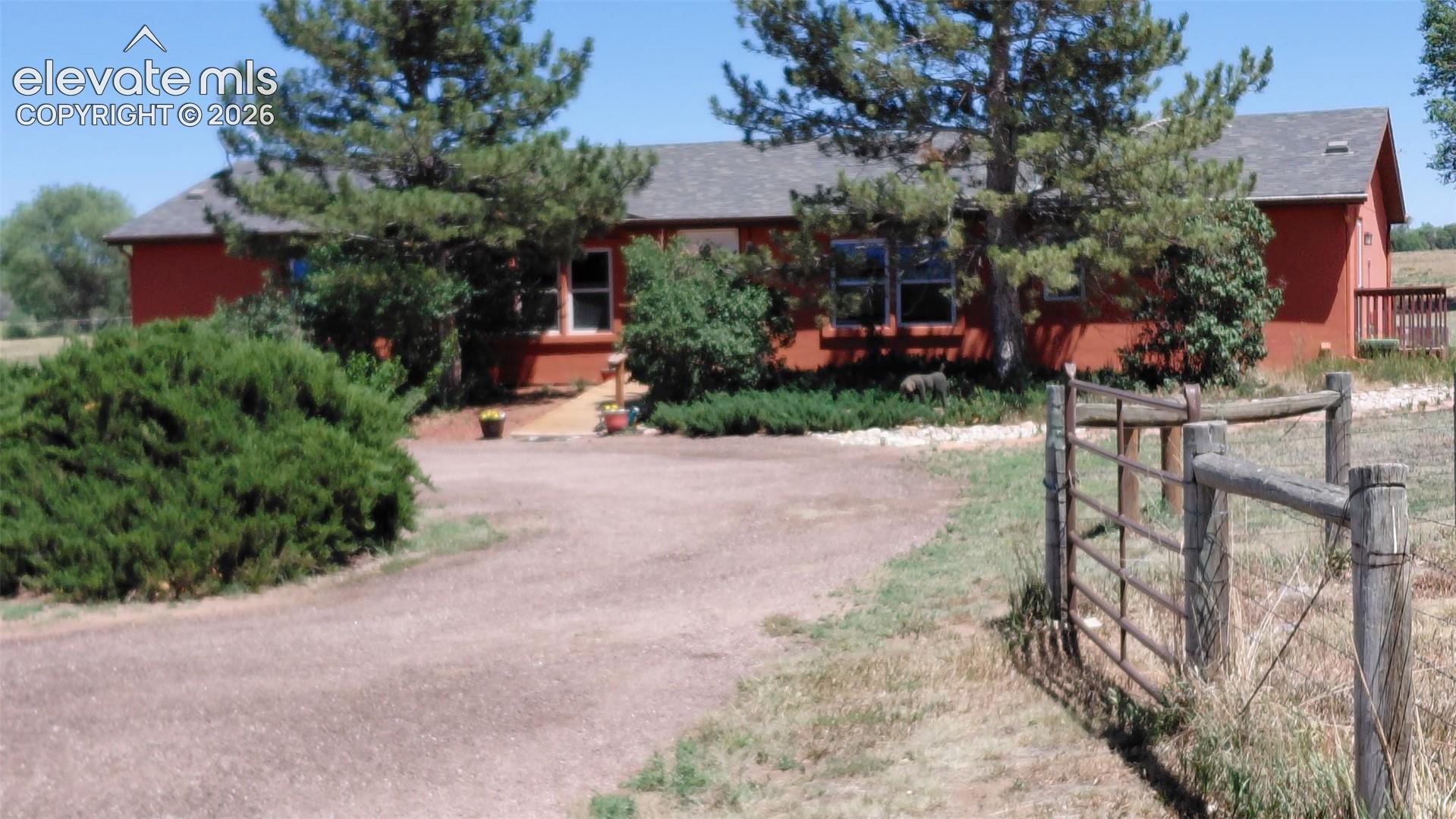 10275 Link Road