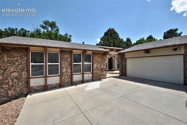 6129 Applewood Ridge