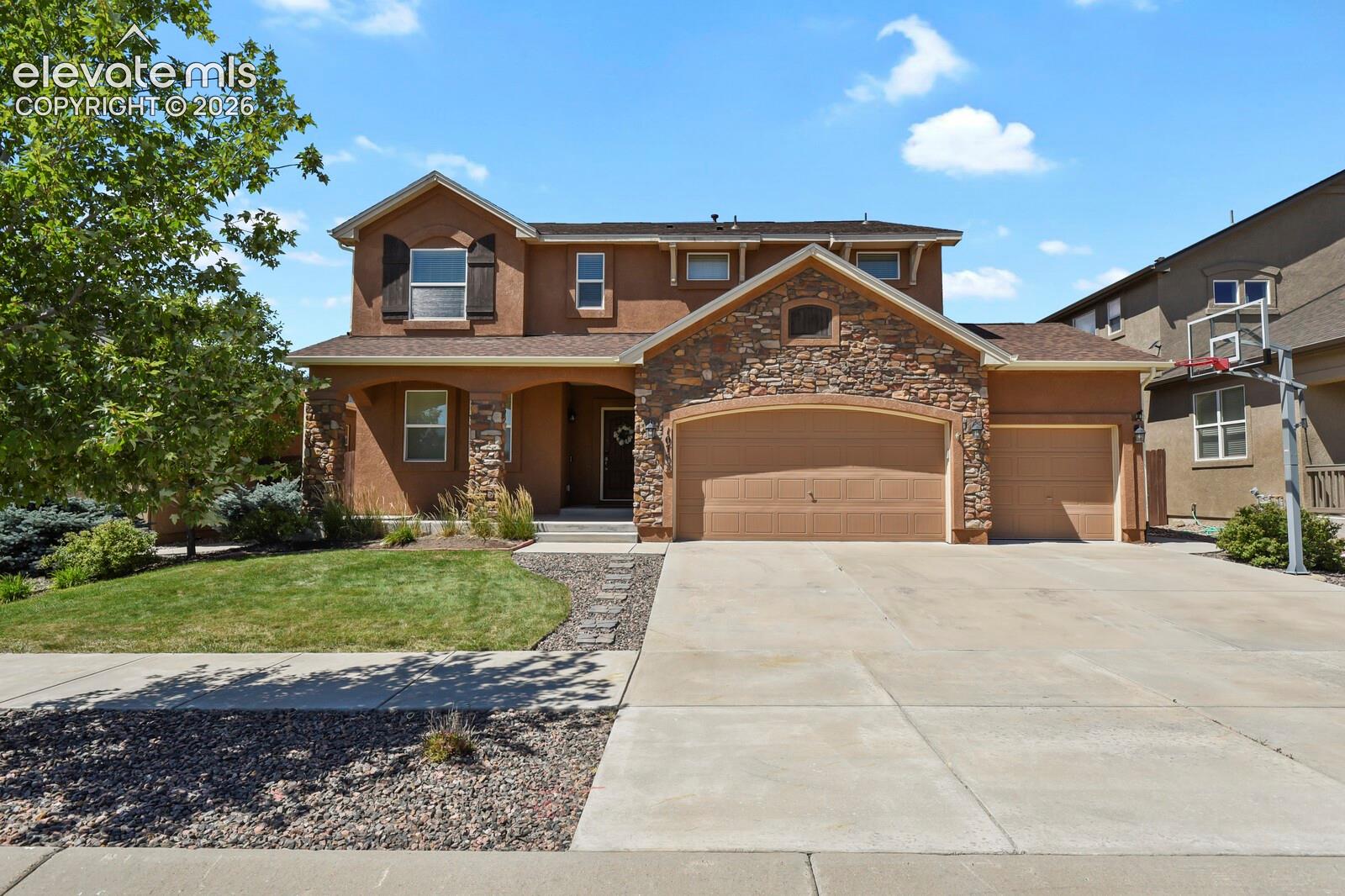 10762 Forest Creek Drive