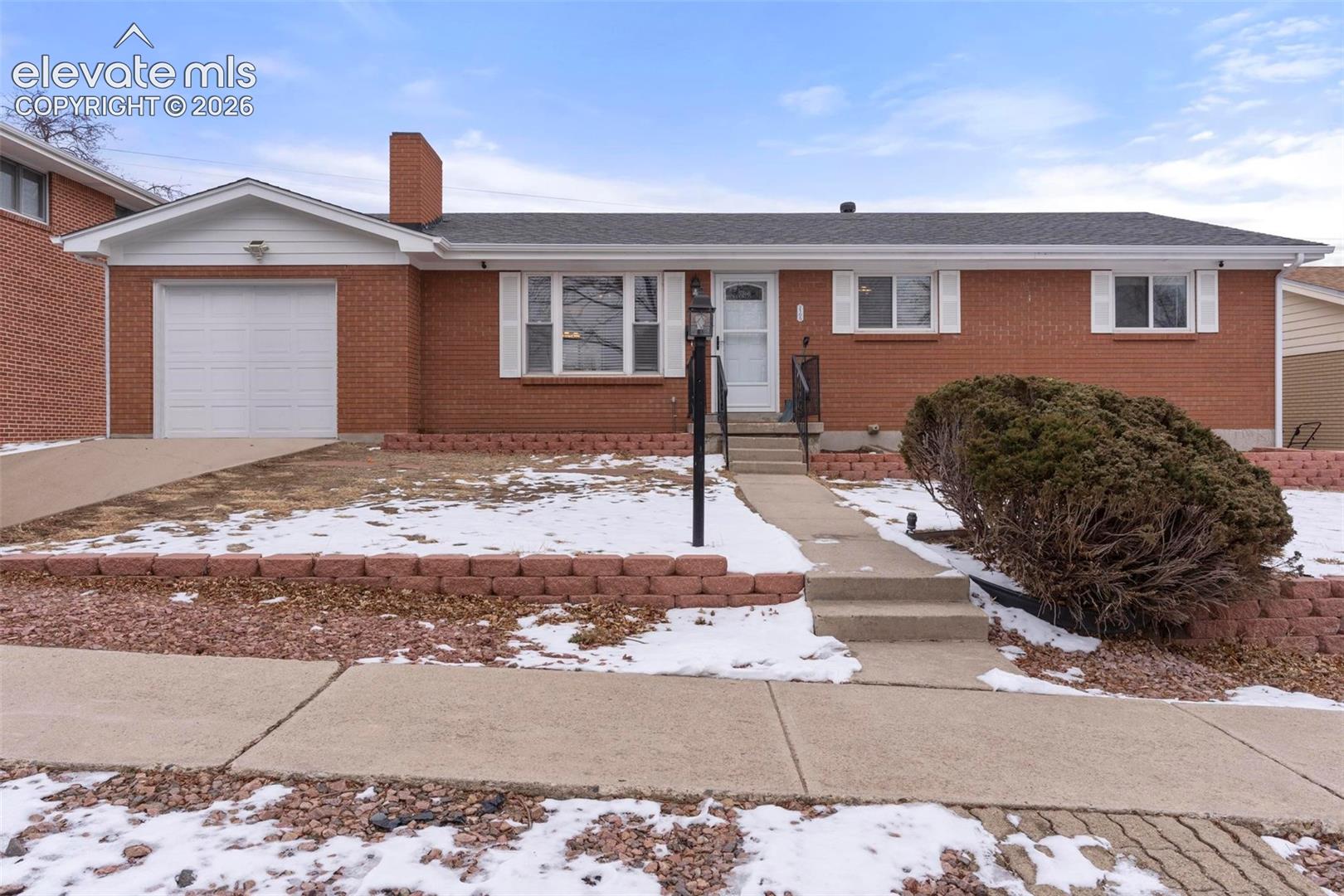 2105 Eagle View Drive