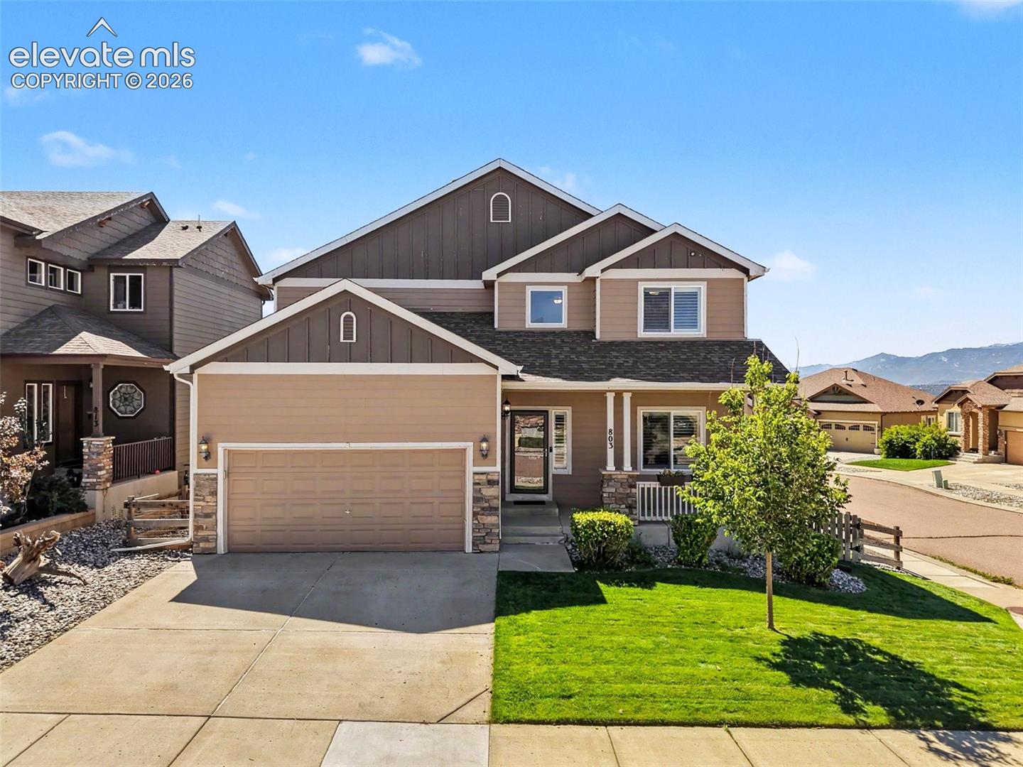 803 Deschutes Drive