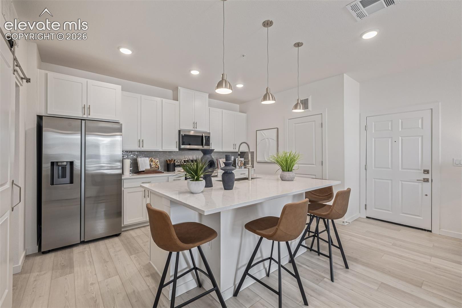 2252 Arikaree Heights