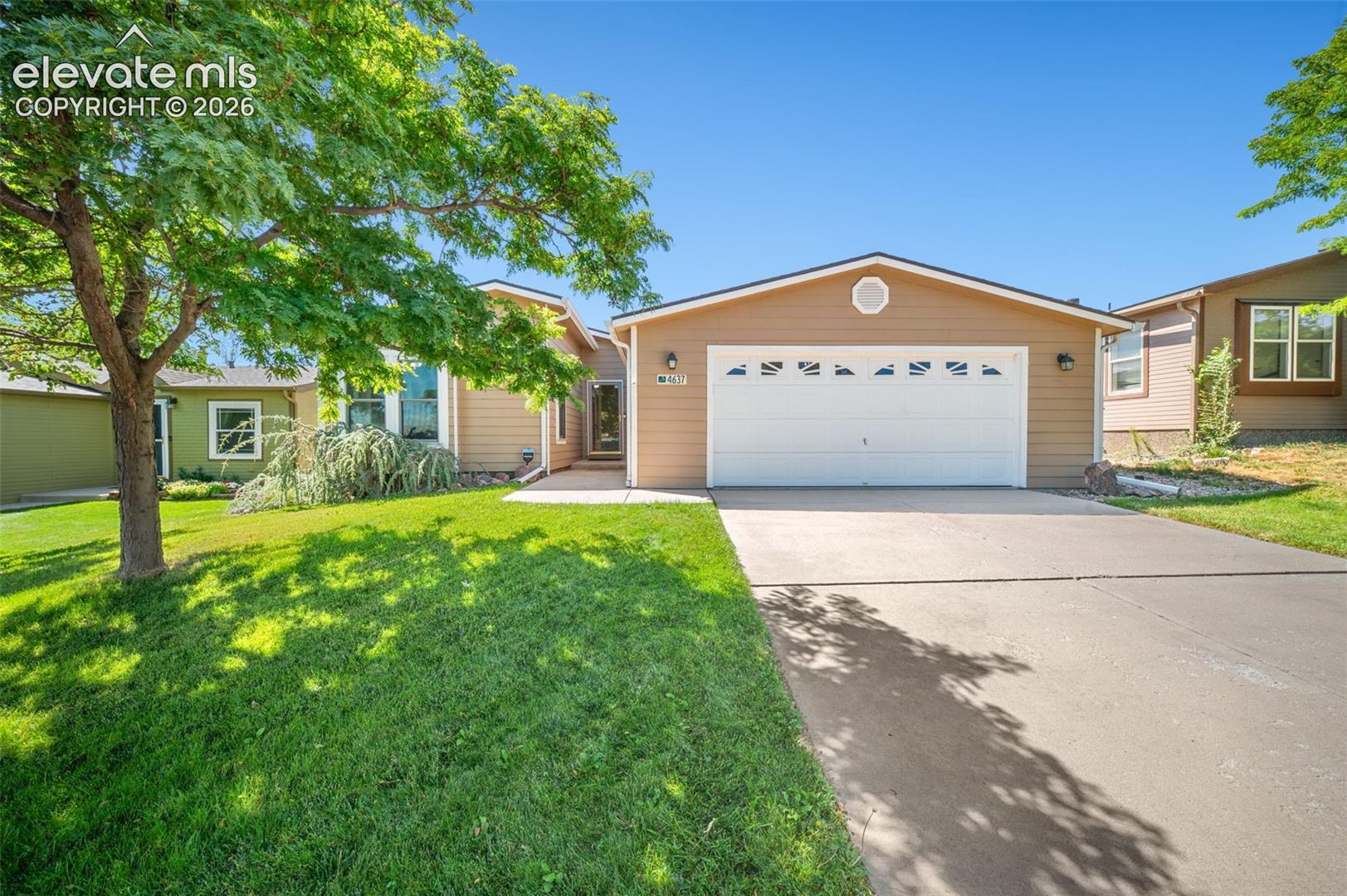 4637 Gray Fox Heights