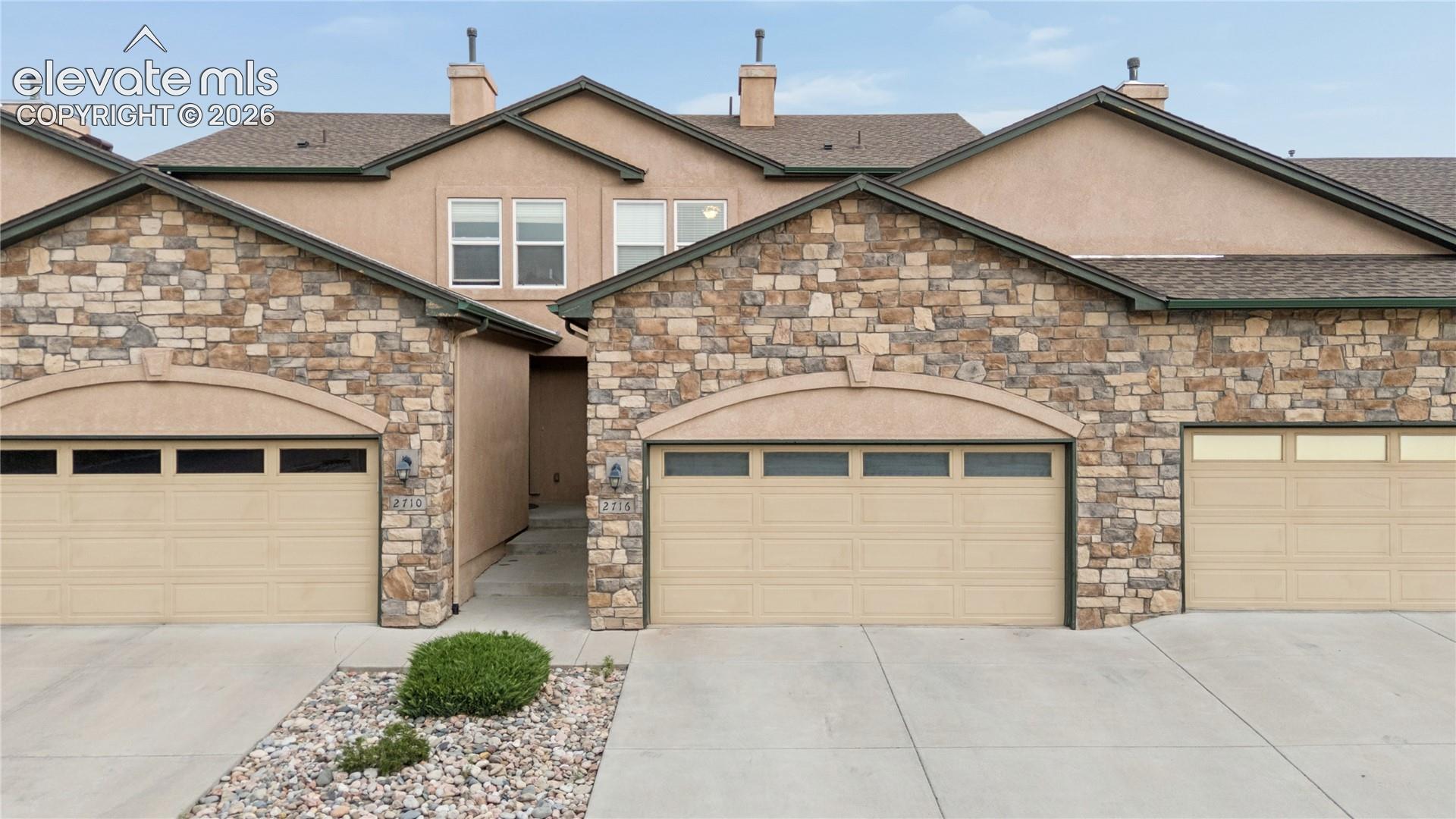 2716 Harvest Ridge Heights