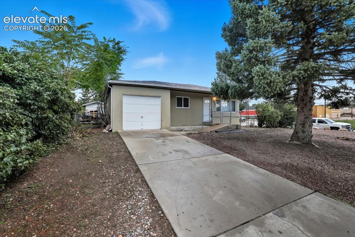 834 Tia Juana Street