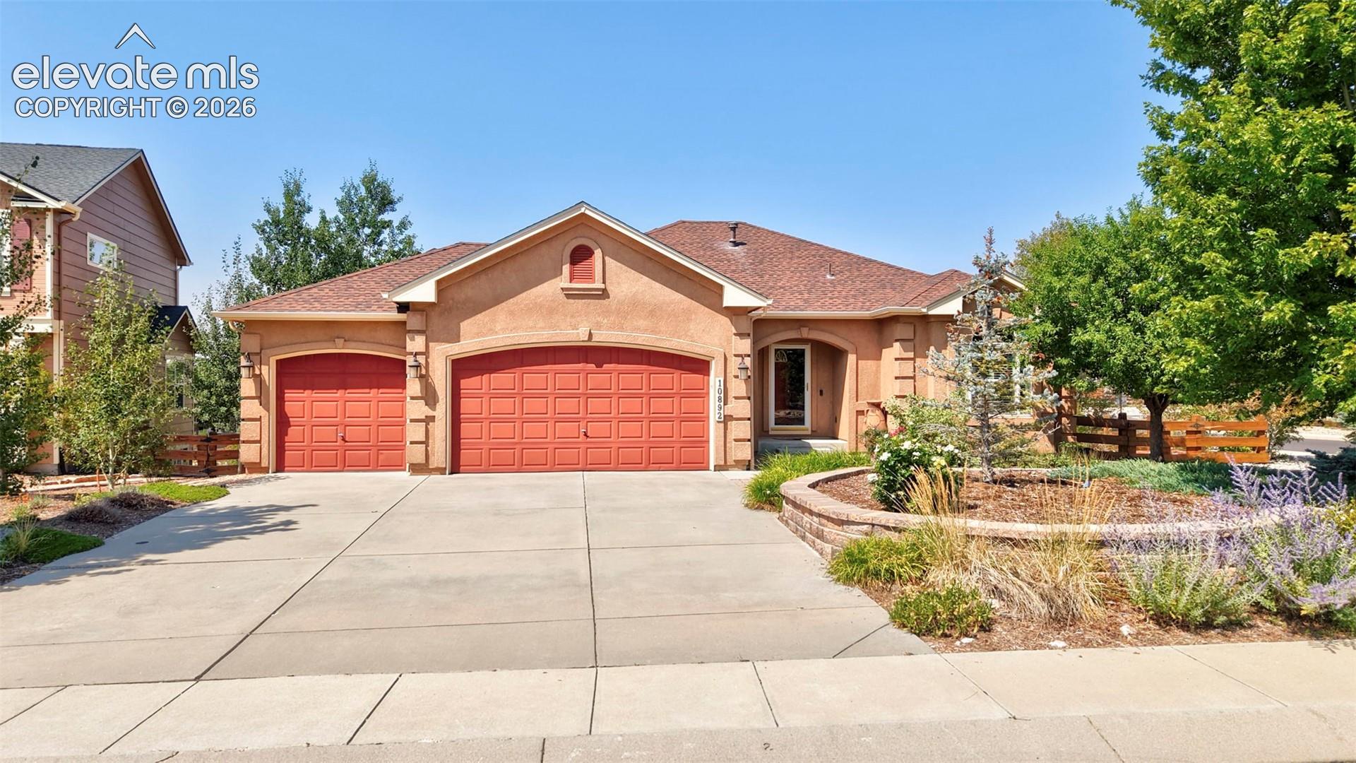 10892 Huron Peak Place