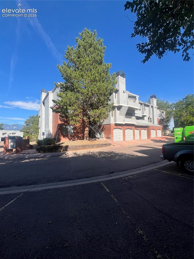 3610 Iguana Drive