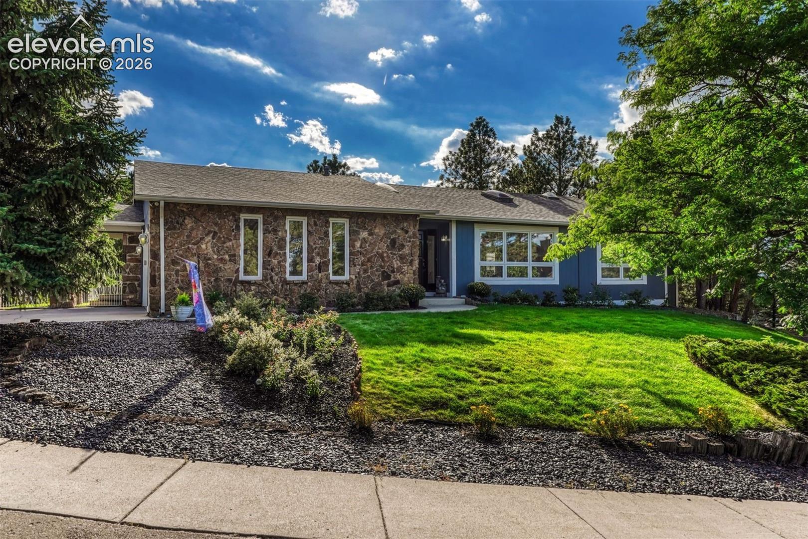 1602 Vickers Drive