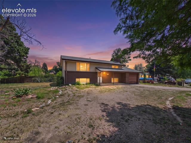 1301 Murray