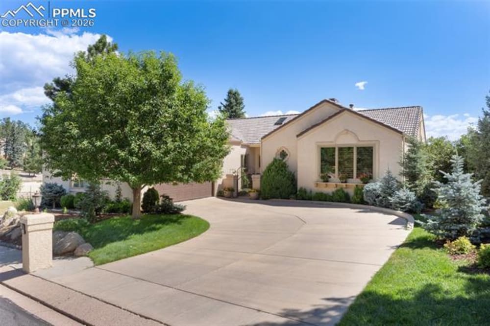 4015 Hermitage