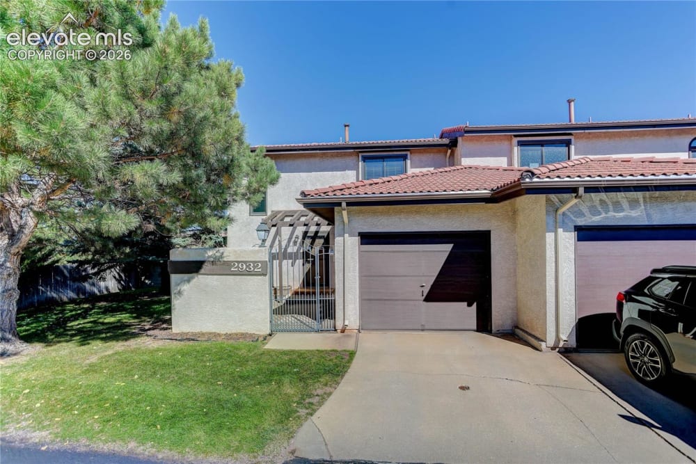 2932 Camino Cielo Court