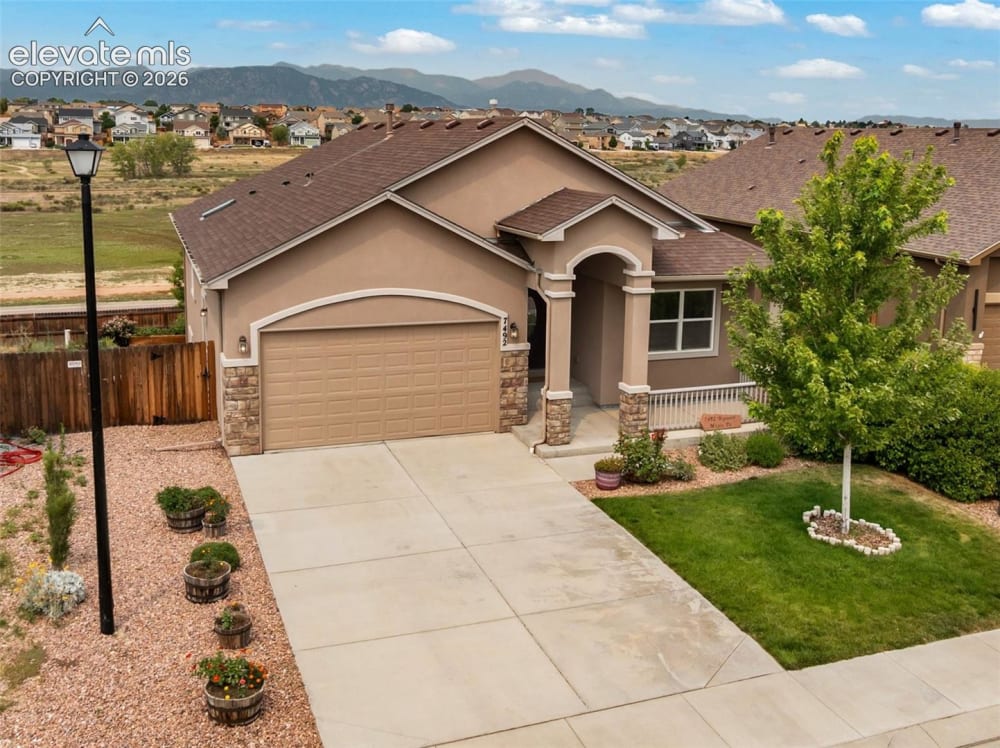 7492 Bigtooth Maple Drive