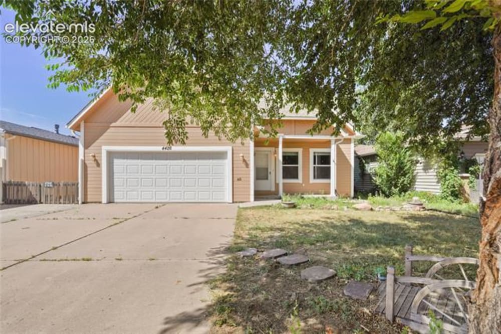 4426 McGrew