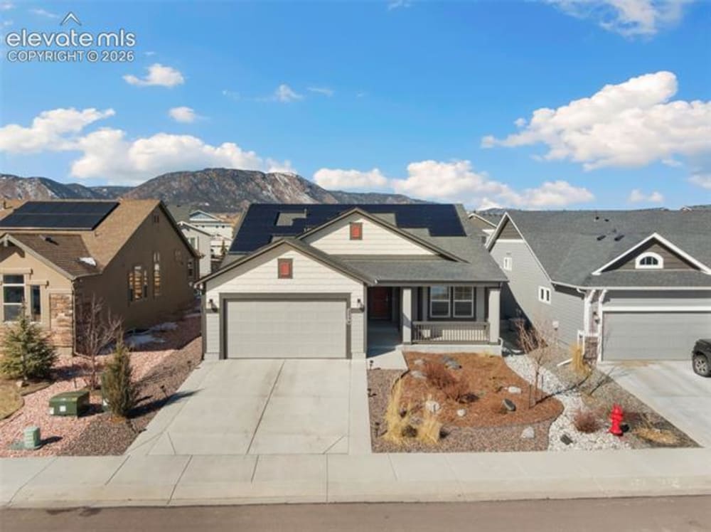 2554 Lakes Edge Drive