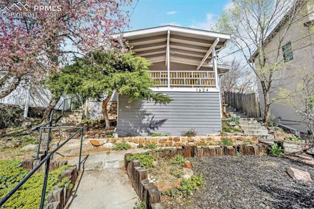 1624 Cheyenne