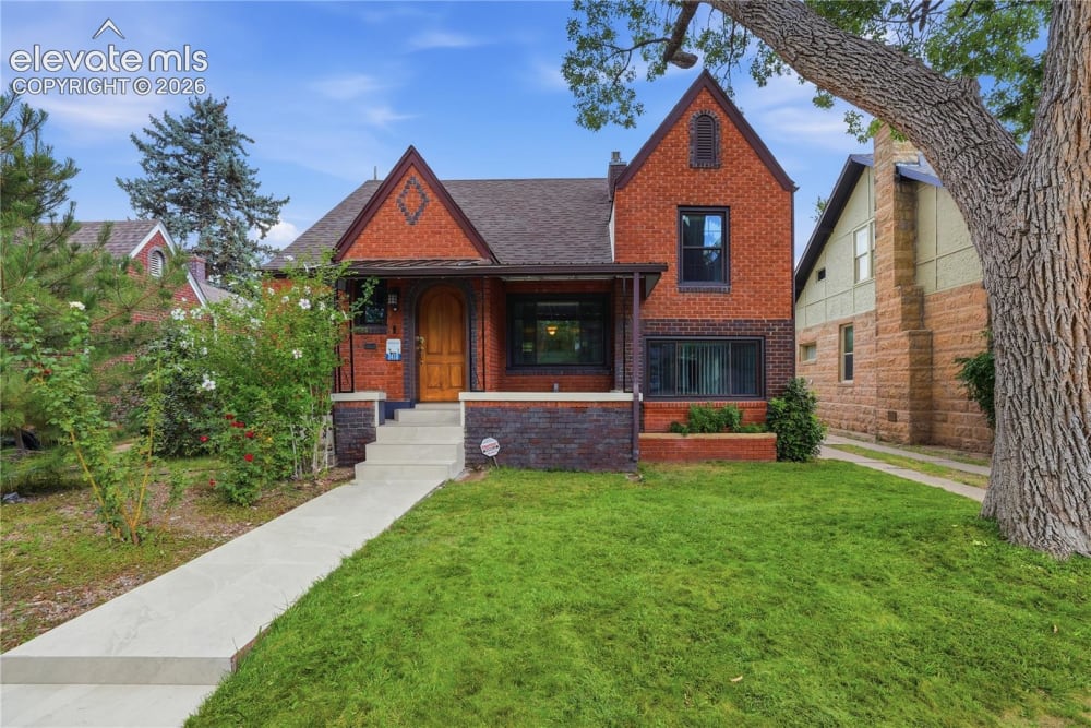 2418 Greenwood Street