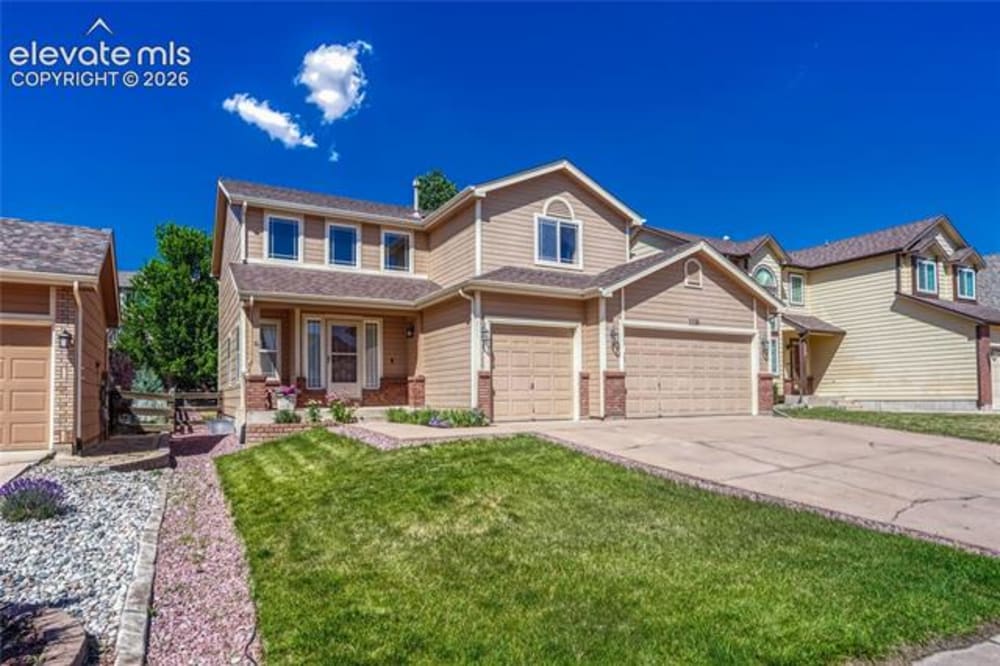 1156 Dream Lake