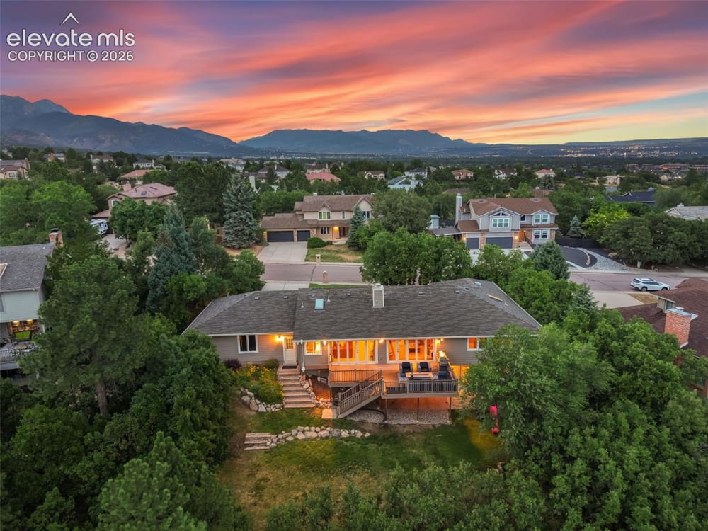 225 Thames Drive