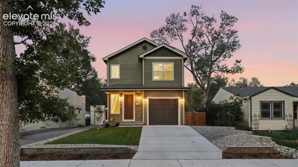1217 Custer