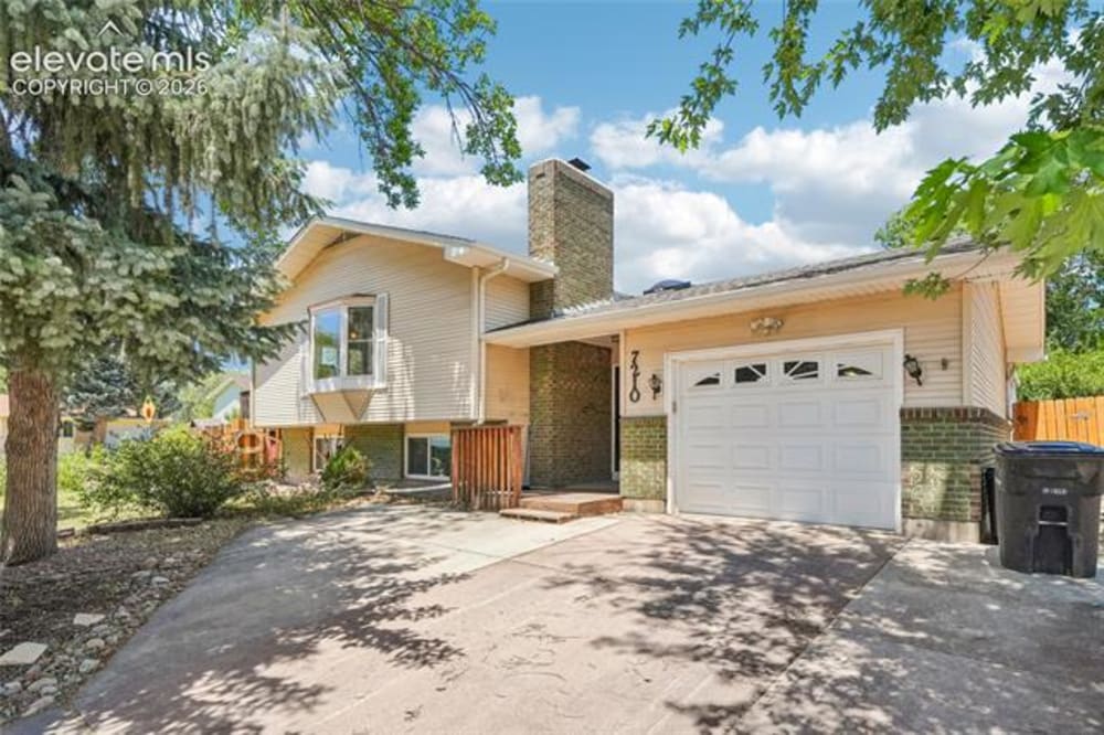 7210 Roaring Spring