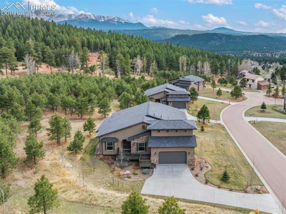 1120 Highlands