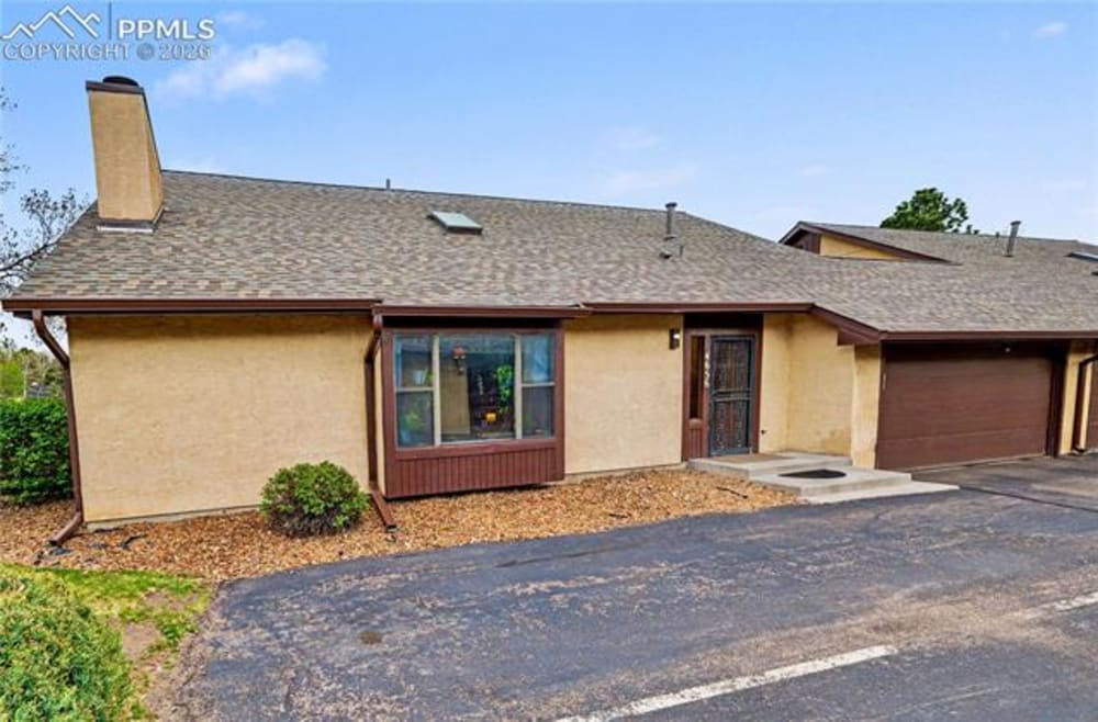 4656 Winewood Village