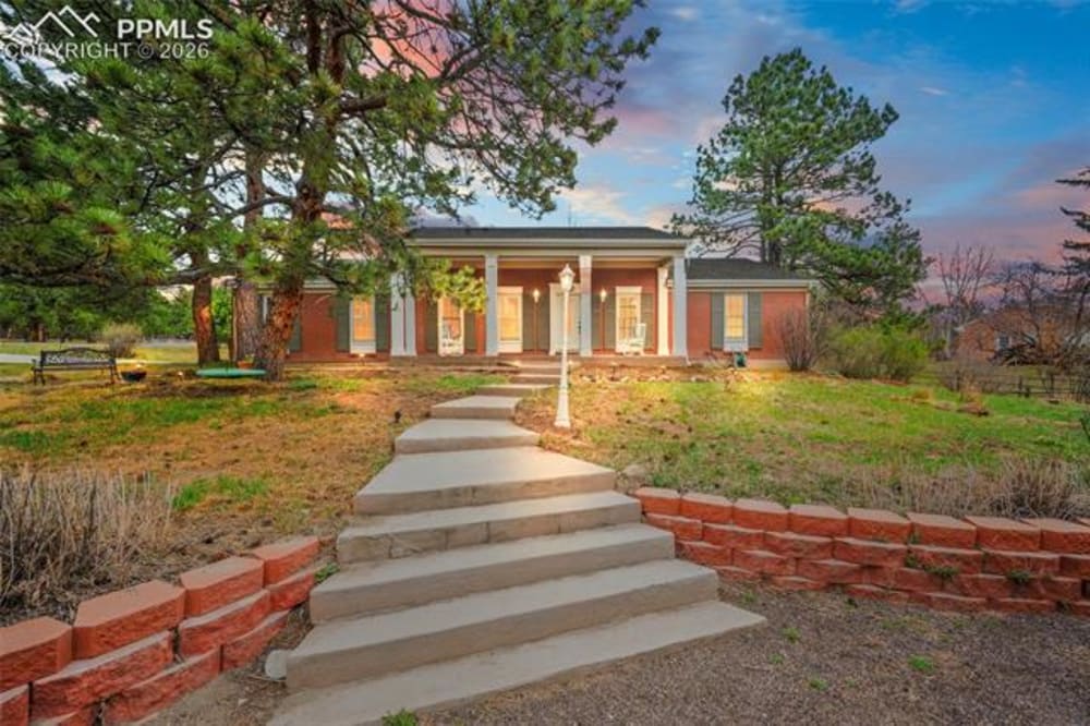 1380 Woodmoor