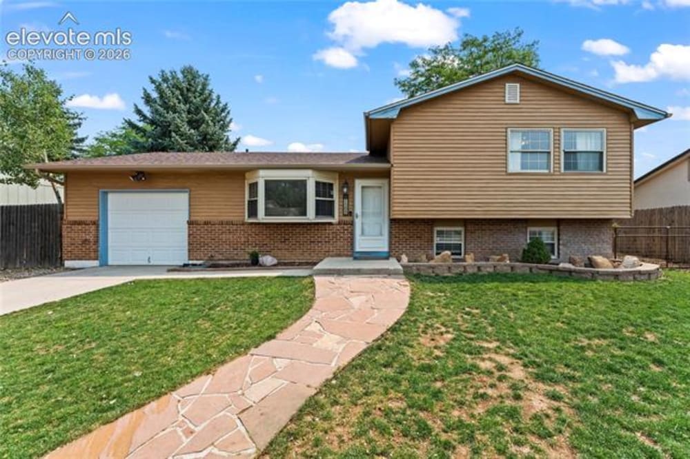 7368 Colonial