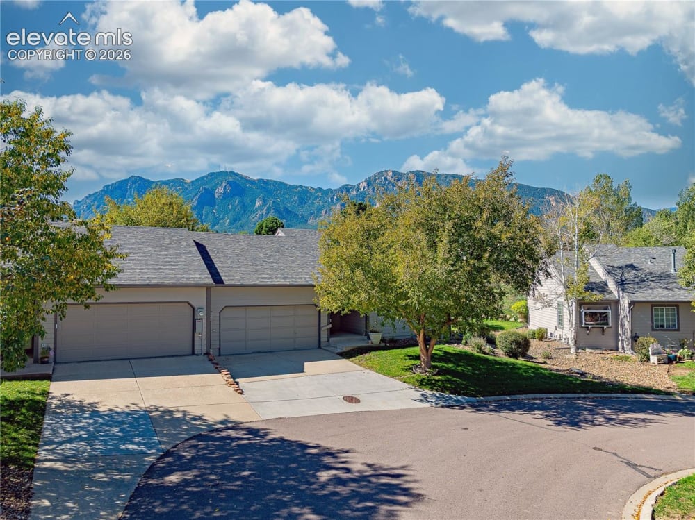 120 Cobblestone Drive
